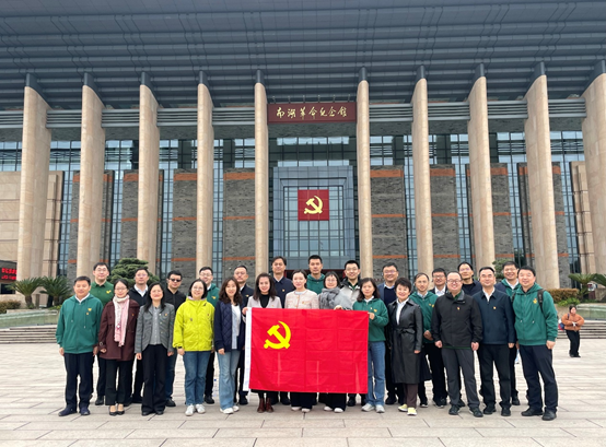 红船精神照征程，奋楫笃行启新章 ——第73期高校中青年干部培训班浙江团开展“新时代重走一大路”党性学习教育活动